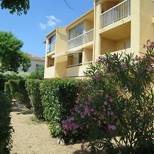 les-acanthes-port-frejus.fr-provencehotel.com/